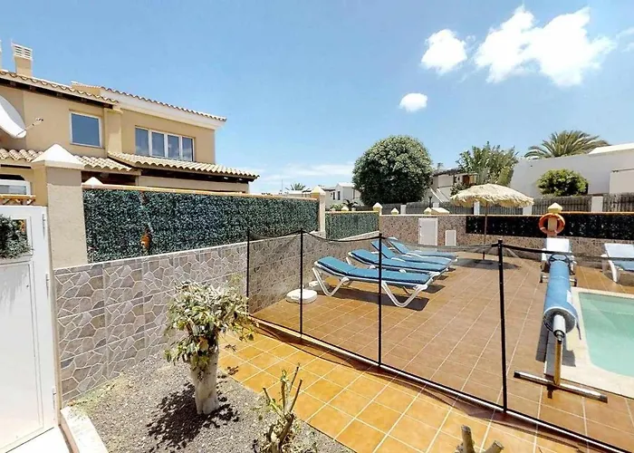 וילה Anju Villas, At 100 Meters Far Of The קורלחו