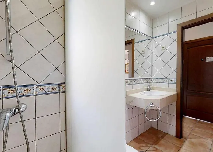 Anju Villas, At 100 Meters Far Of The וילה