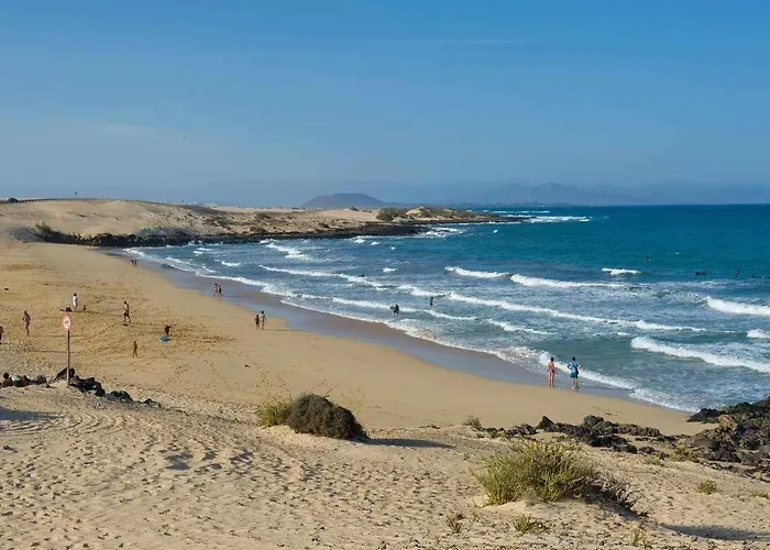 Anju Villas, At 100 Meters Far Of The וילה קורלחו