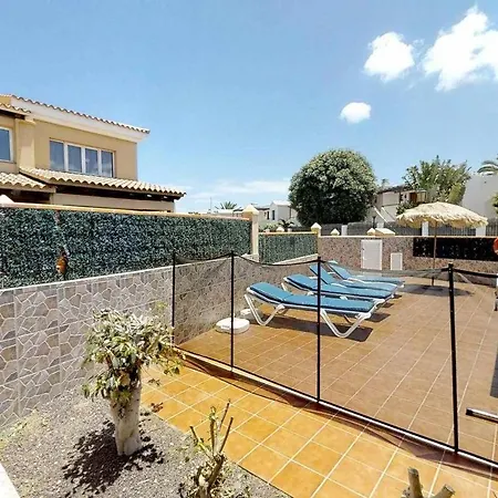 Villa Anju Villas, At 100 Meters Far Of The Corralejo