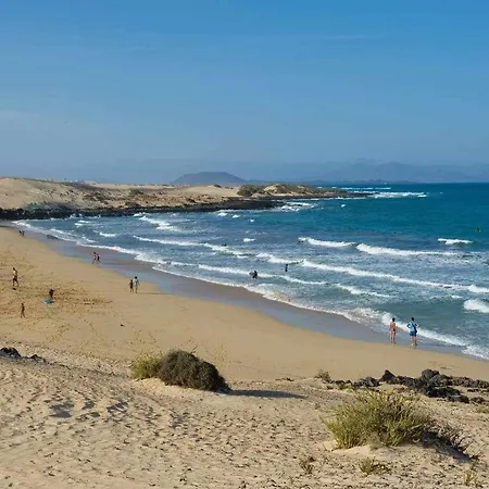 Anju Villasvilla Marga At 100 Meters Far Of The Villa Corralejo