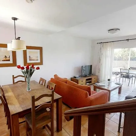 Villa Anju Villas, At 100 Meters Far Of The Corralejo